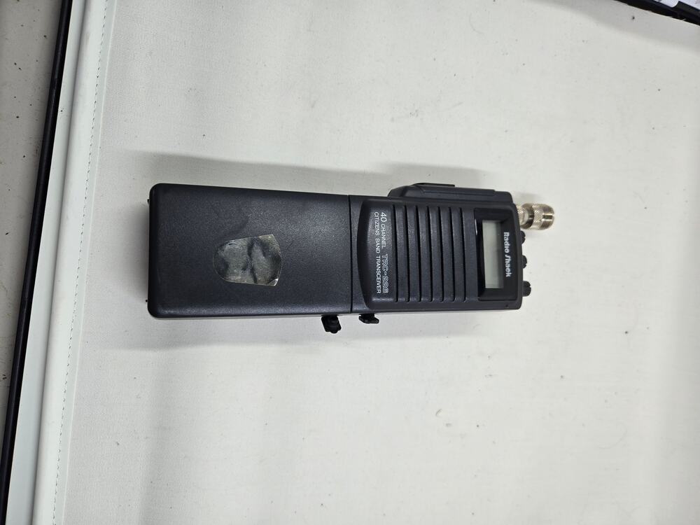 Vintage RadioShack TRC-225 40-Channel Handheld CB Transceiver Walkie Talki